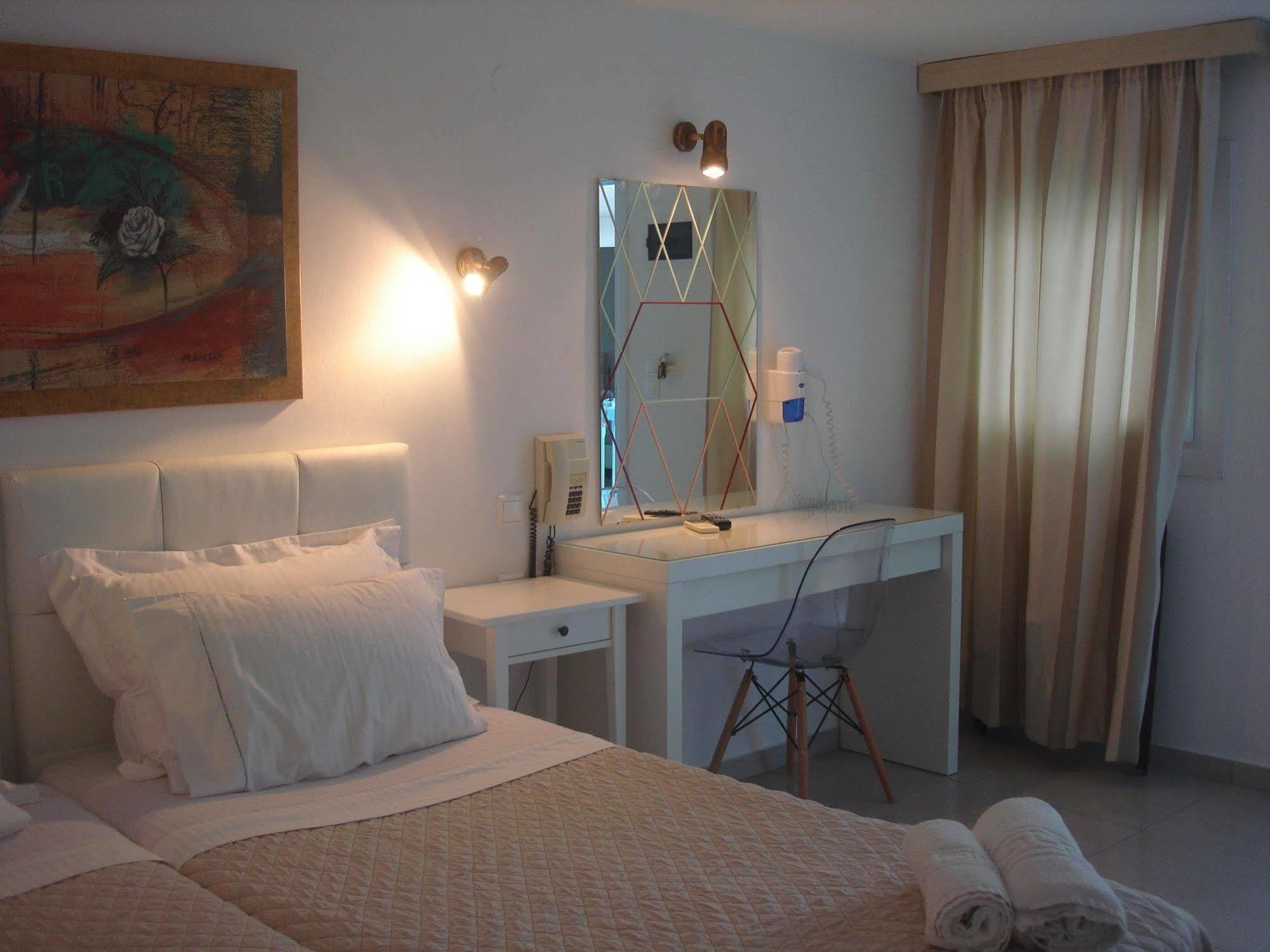 Hotel Philippi Mykonos Town Екстер'єр фото